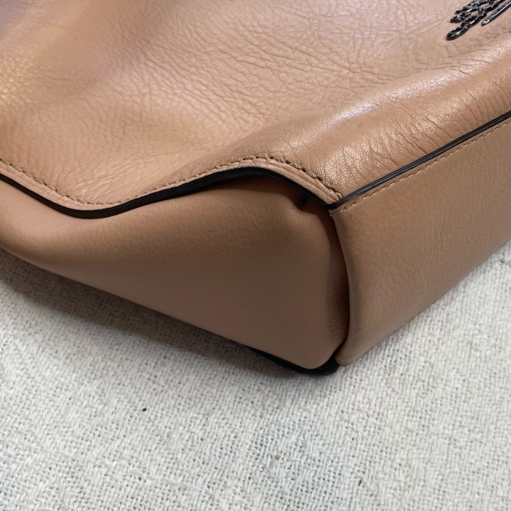 Coach‎  Leather Dufflette Shoulder Bag~ Soft Tan - Picture 7 of 14